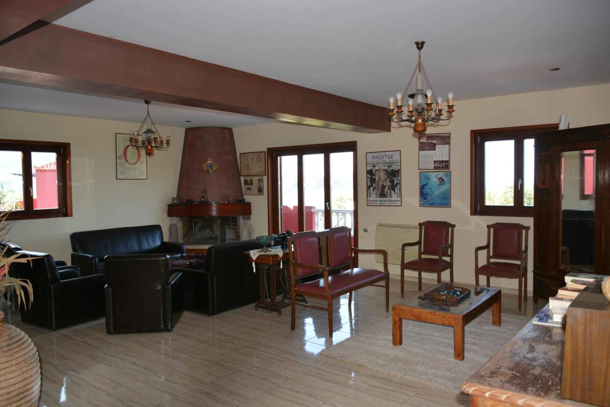 Aristotelis Epidaurus Bagian luar foto
